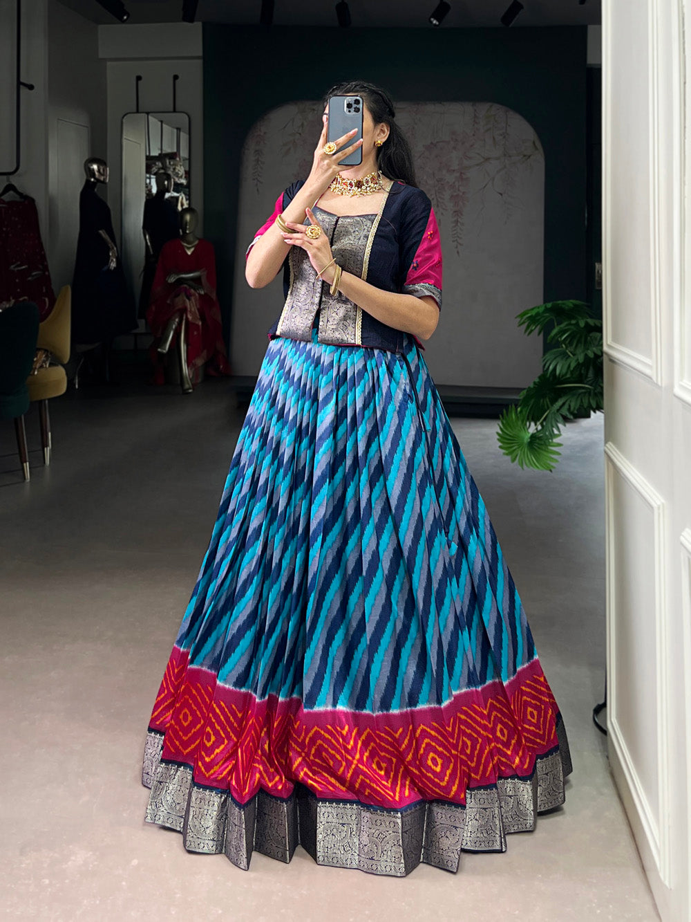 Firozi Color Leheriya Print With Zari Weaving Work Tasar Silk Co-Ord Set